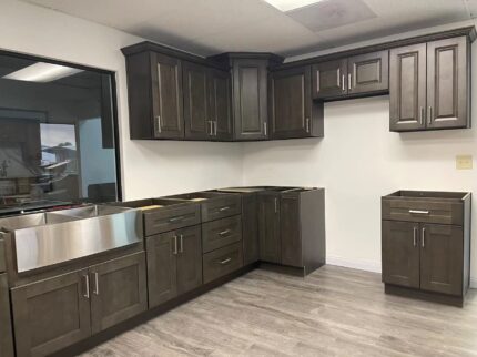 Charcoal Grey Shaker Kitchen Cabinets